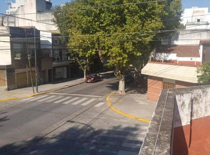 Venta Casa 5 Ambientes con Terraza Oportunidad - 4