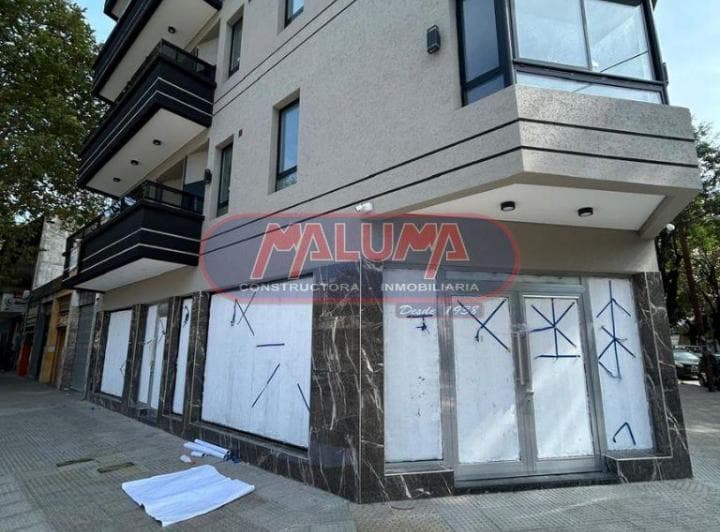 Local. | Av Emilio Castro Al 6100 - 2