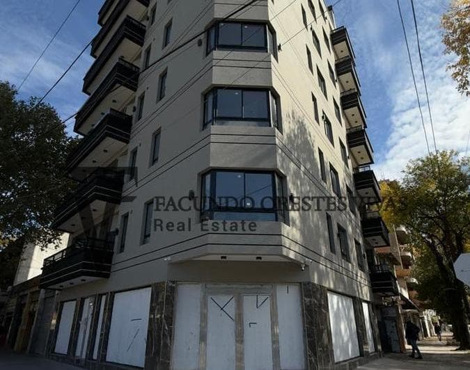 Alquiler - Local - a Estrenar - Liniers - Gas - Excelente Ubicación - Liniers - 3