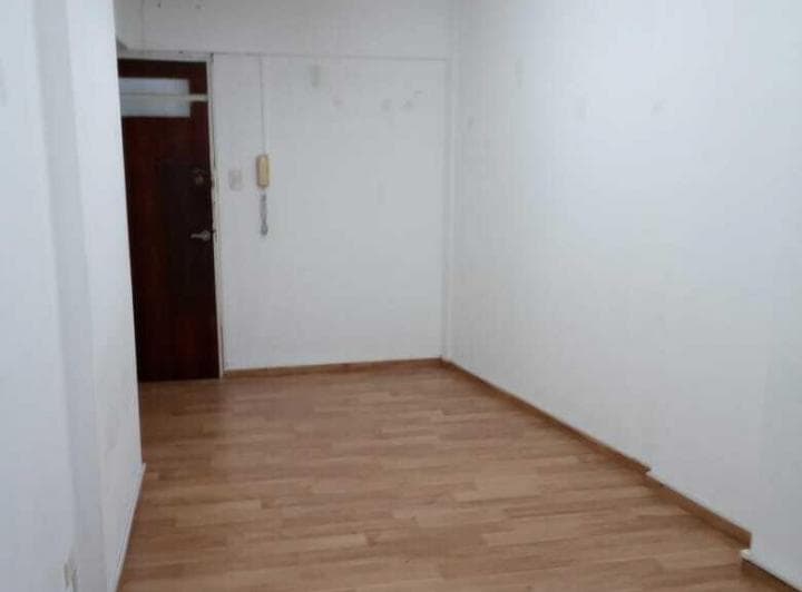 Oficina en Alquiler en Avellaneda, G. B. a. Zona Sur, Argentina - 5