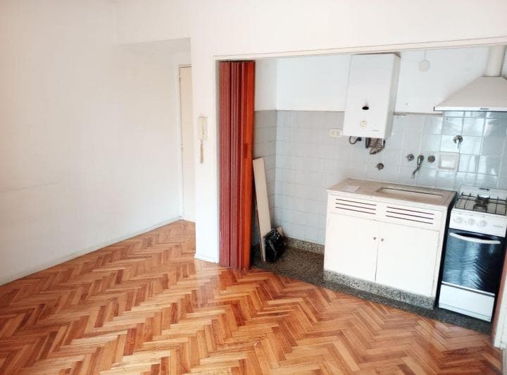 1 Amb 22 m² Lateral Excelente Edificio Adolfo Alsina 2500 Caba - 3