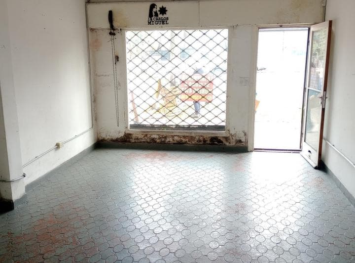 Venta de Local Comercialsobre Av Colon Al 3900 Casi Guido - 2