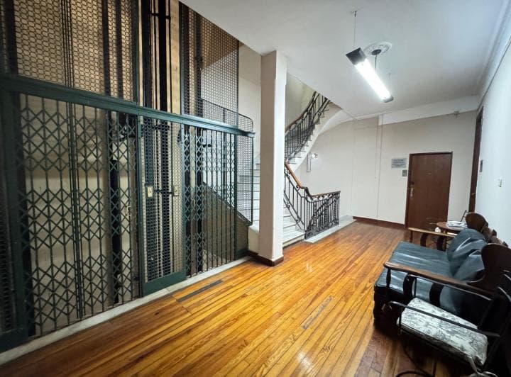 Venta: Oficina de 16,52 m² en Pleno Centro de Rosario. con Baño y Sala de Espera Compartidos. - 5