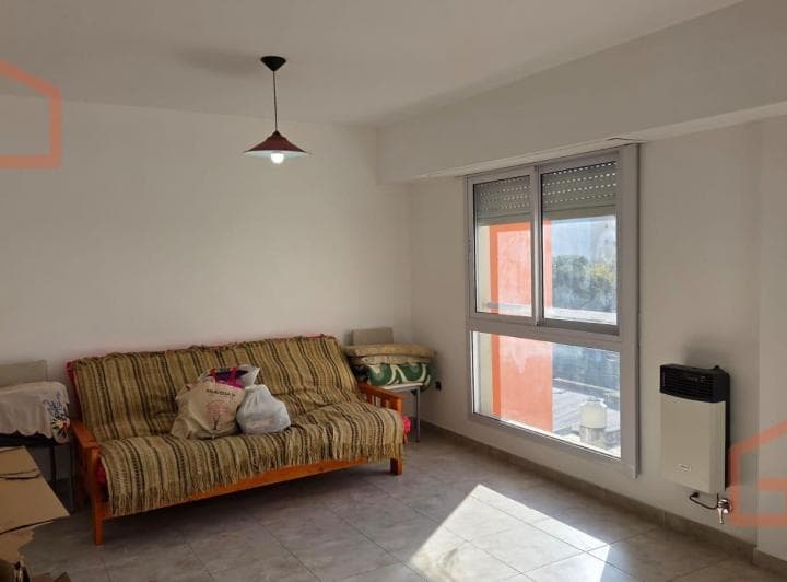 Departamento en Venta Monoambiente Amplio Moron Centro - 3