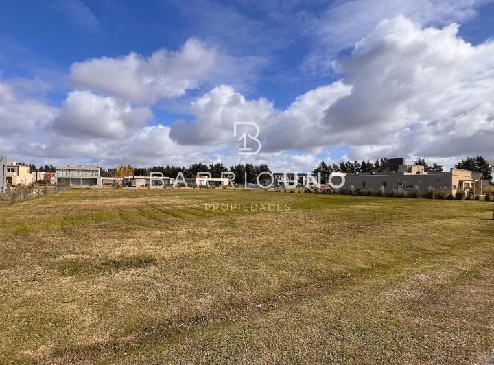 Lote de 1384 m² Sector Golf 4 en Venta en La Providencia Resort & Country Club, Canning - 2