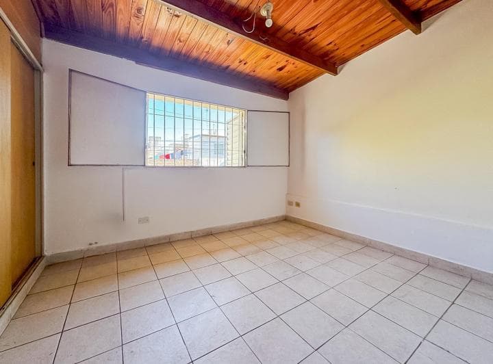 Venta Casa 3 Dorm.. Ludueña, Rosario - 2