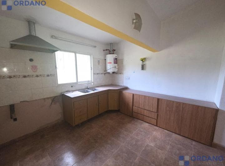 Casa con Galpon en San Antonio de Arredondo Ideal Comercial/ Industrial - 4