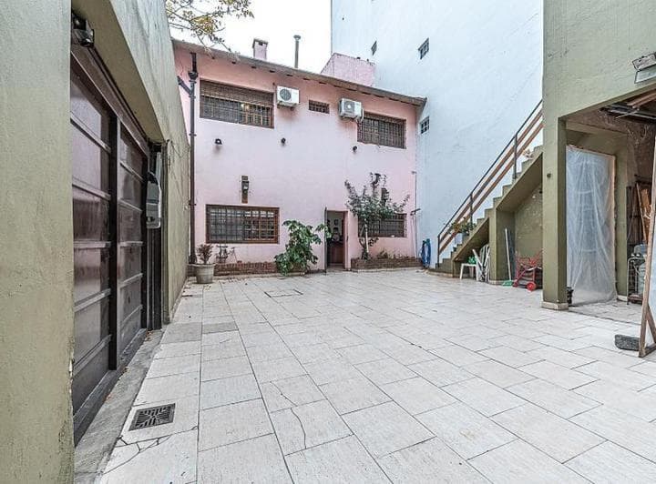 Venta Casa 4 Dorm. Lote Propio en Esquina 2 Plantas Terraza Garage Almagro - 2