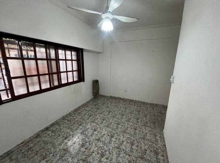 2 Amb Pb Al Frente Tipo Casa con Patio Bajas Expensas - 4