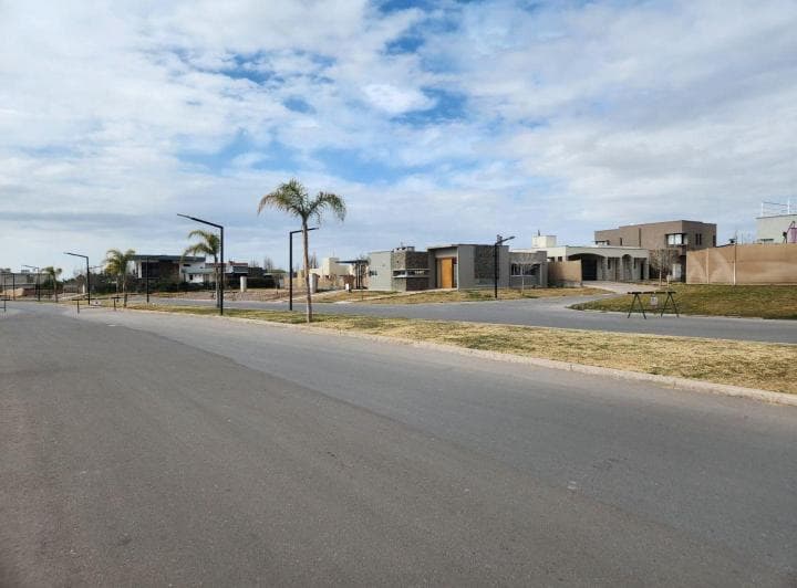 Lote en Venta Lomas de Russell, Maipú - 4