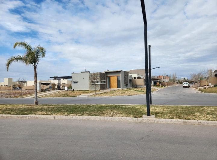 Lote en Venta Lomas de Russell, Maipú - 5