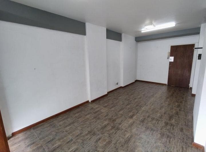 Oficina en Venta en Pleno Centro de Avellaneda - 3