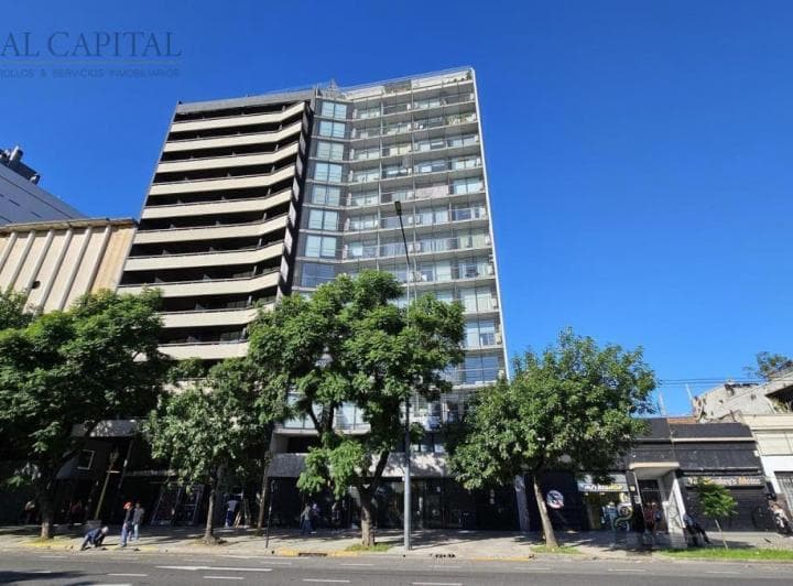 Local de 95 m² a La Calle con Entrega Inmediata en San Telmo - 2