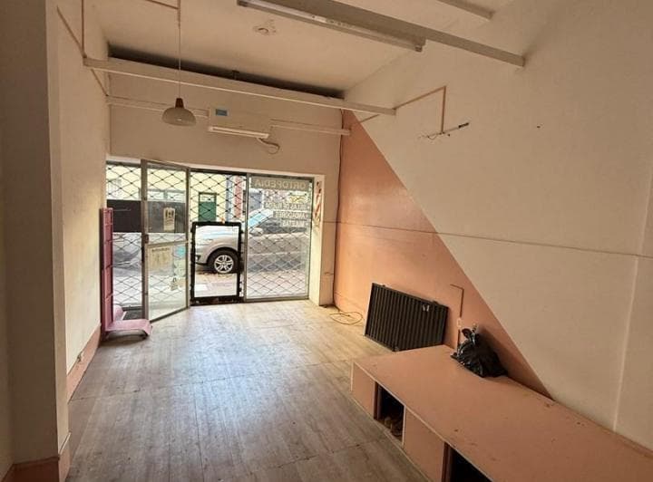 Alquiler Local Comercial en Belgrano Barrio Chino con Patio! Apto Gastronomía Liviana. - 3