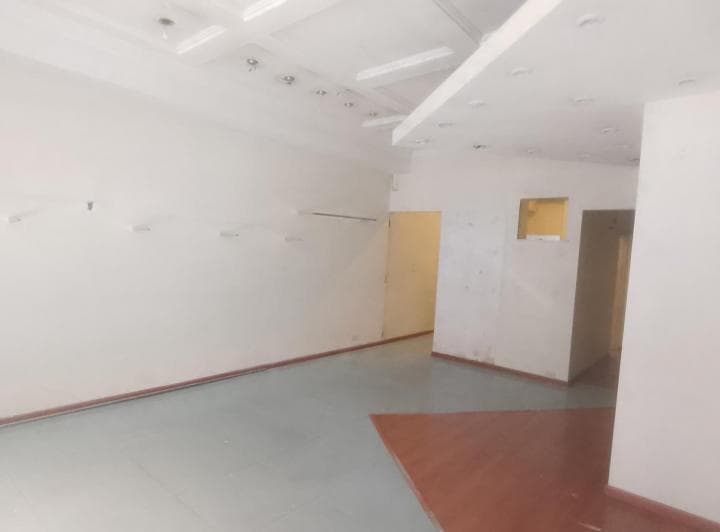 Av Callao 1500 - 79 m² en Alquiler Local en Recoleta - 3
