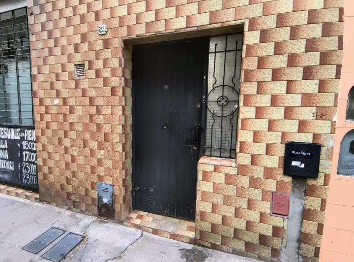 Inversión Inteligente: PH a Refaccionar Al Frente Sin Expensas en Zona de Gran Demanda. - 5