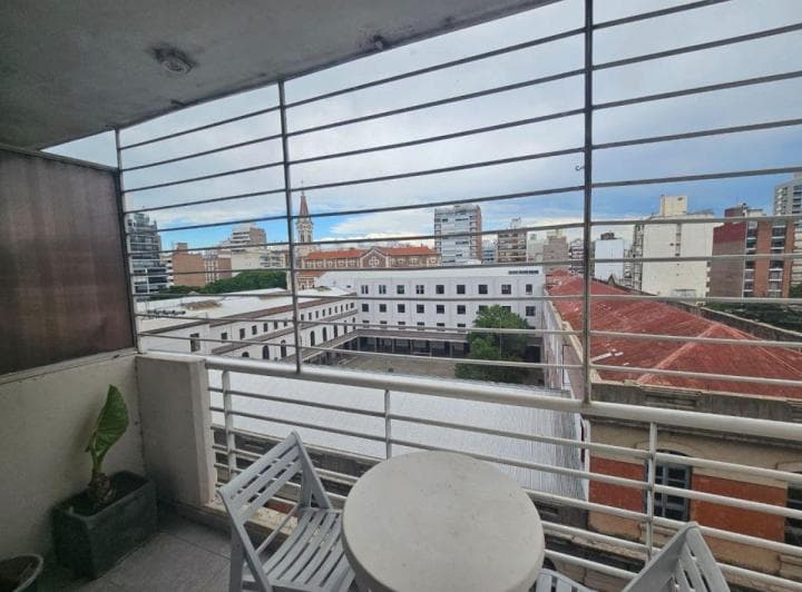Monoambiente con Balcón Jujuy 1600 - 2