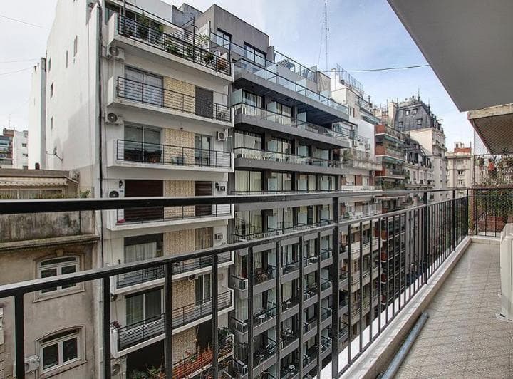 Excelente 4 Ambientes con Dependencia y Balcón Al Frente en Plena Recoleta. Alquiler - 4