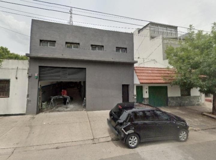 Local - Deposito - Galpón - en Alquiler - Saavedra - Sin Expensas - 2