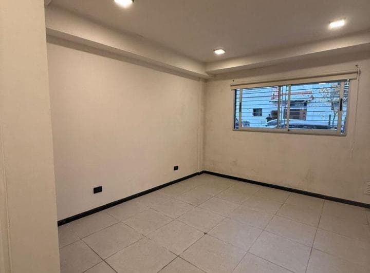 Monoambiente P. B. Frente Villa Urquiza Semi Estrenar Luminoso 22 m² - 4