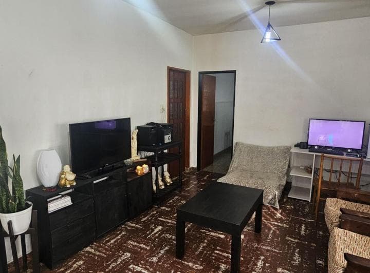 Venta de Casa 2 Dorm., La Plata. - 4