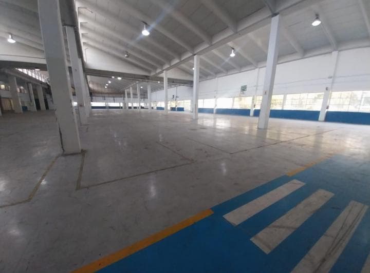 Alquila Depósito de 3600 m² en La Tablada - 5