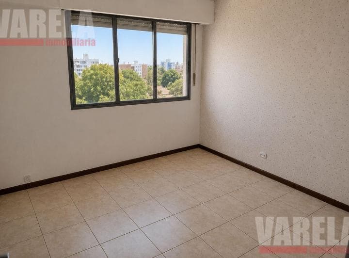 Departamento en Venta 4 Amb. Piso 3° X Escalera - Av San Pedrito 300 - Flores U$s 68.000 - 4