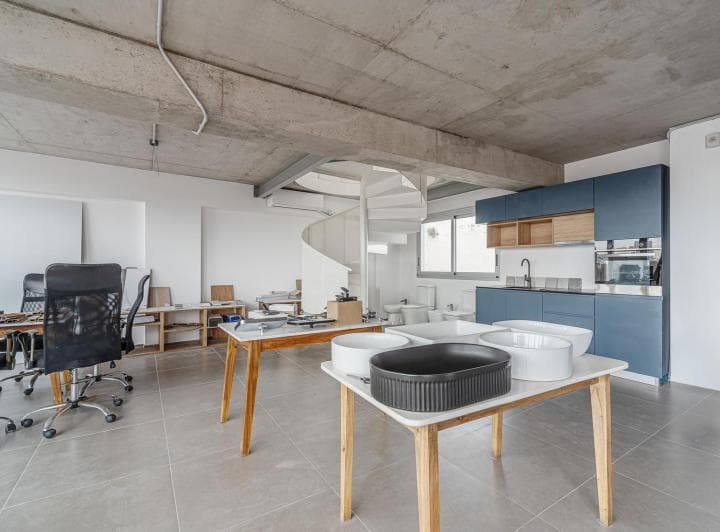 Venta Oficina Comercial Duplex con Balcón en Villa Crespo Palermo. - 2