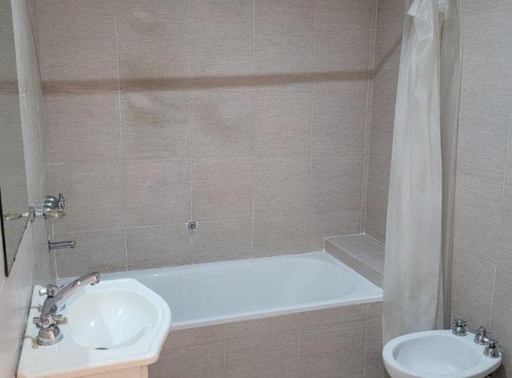 Departamento en 1º Piso de 2 Ambientes Al Contrafrente. - 3