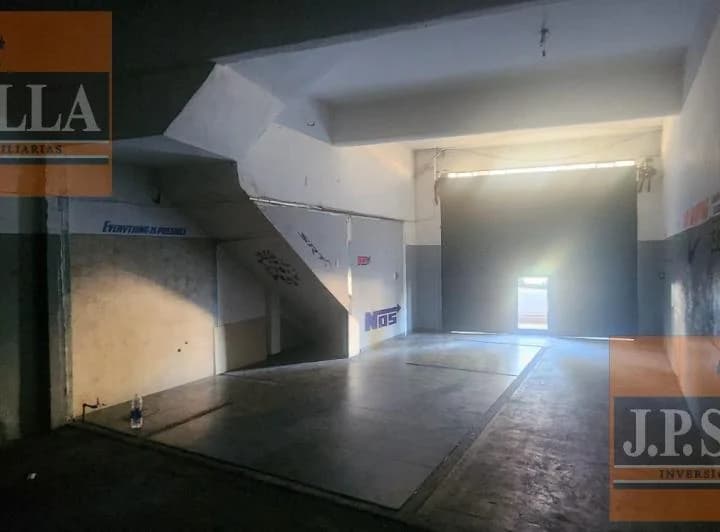 Local Comercial 75 m² S/ Av - Lomas del Mirador - 3