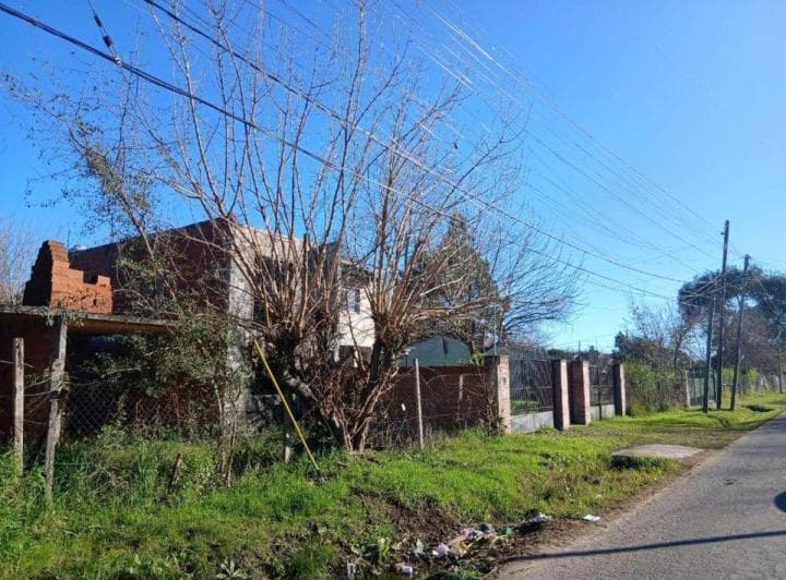 Pilar, Lote de 222 m² con 3 Duplex en Obra y Proyecto Aprobado! Asfalto y Servicios! - 5