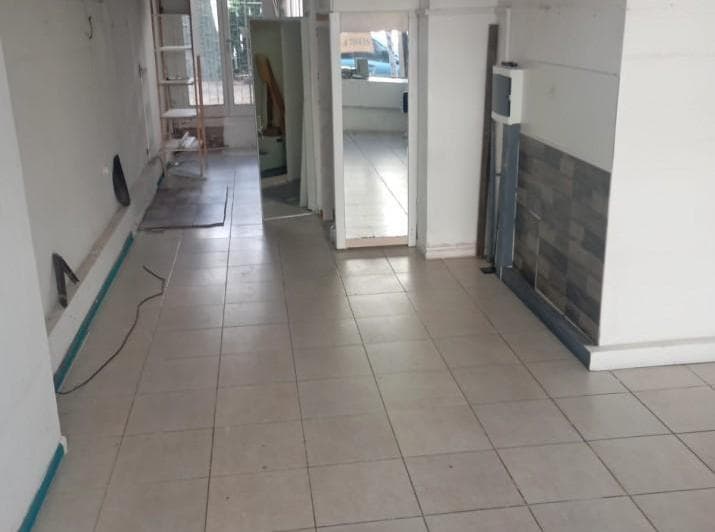 Local Guemes Alquiler 24 Meses, Sin Expenas - 5