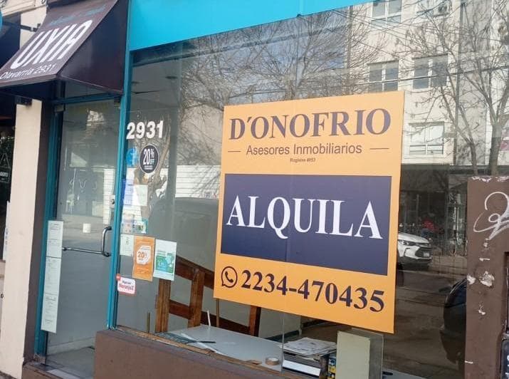 Local Guemes Alquiler 24 Meses, Sin Expenas - 2