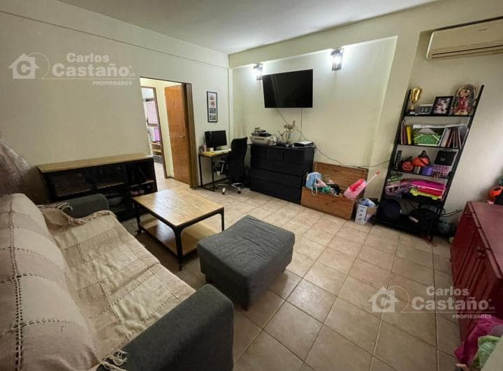 Excelente Casa Tipo Dúplex Cerca de General Paz y Panamericana - 2