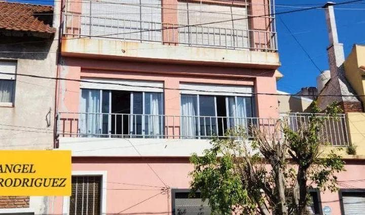 PH o Depto,3 Amb, Ubicado Al Fte, con Balcon, Patio y Terraza Propia, Apto Credito - 2