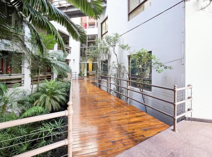 Exclusiva Propiedad de Amplias Dimensiones con Terraza y Balcón en Puerto Madero. - 4