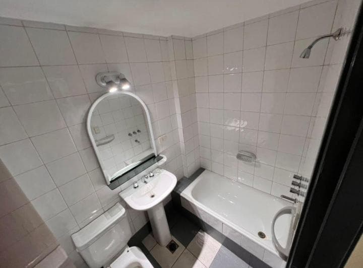 Departamento Oficina Uso Profesional en Alquiler en Moron - 5