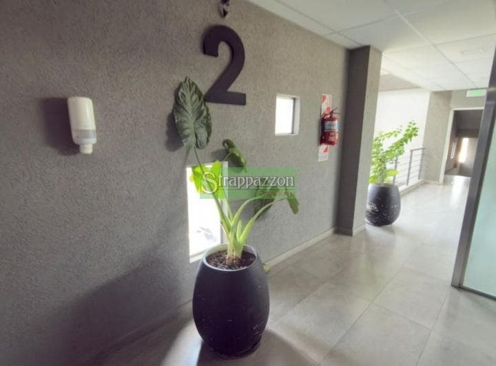 Oficina en Alquiler Edif. Renata Bureau. 40 m - 3