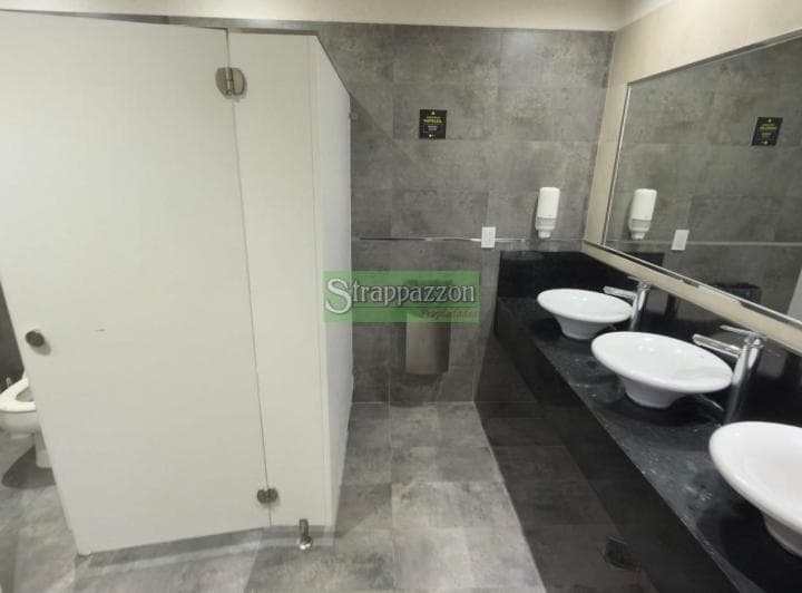 Oficina en Alquiler Edif. Renata Bureau. 40 m - 4