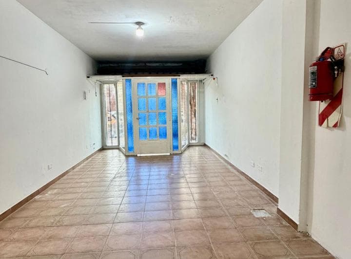 Ubicación Estratégica! - Excelente Local Comercial Doble Vidriera - 32 m² - Mataderos - 3