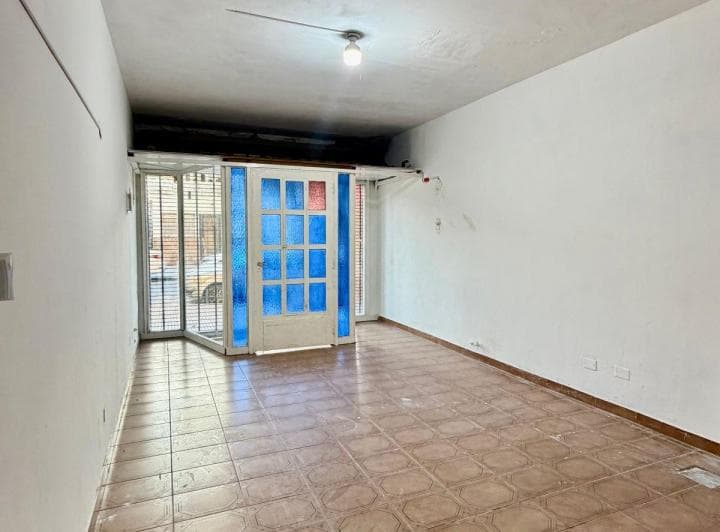 Ubicación Estratégica! - Excelente Local Comercial Doble Vidriera - 32 m² - Mataderos - 2