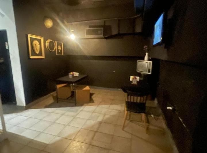 Local en Venta - 2 Baños - Deposito - Recoleta - 3
