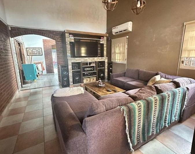 Casa en Venta en Una Planta con Pileta en Ituzaingo Norte - 2