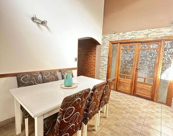 Casa en Venta en Una Planta con Pileta en Ituzaingo Norte - 5