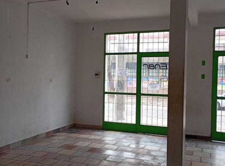 Local Comercial en Alquiler - Moron Sur - 5