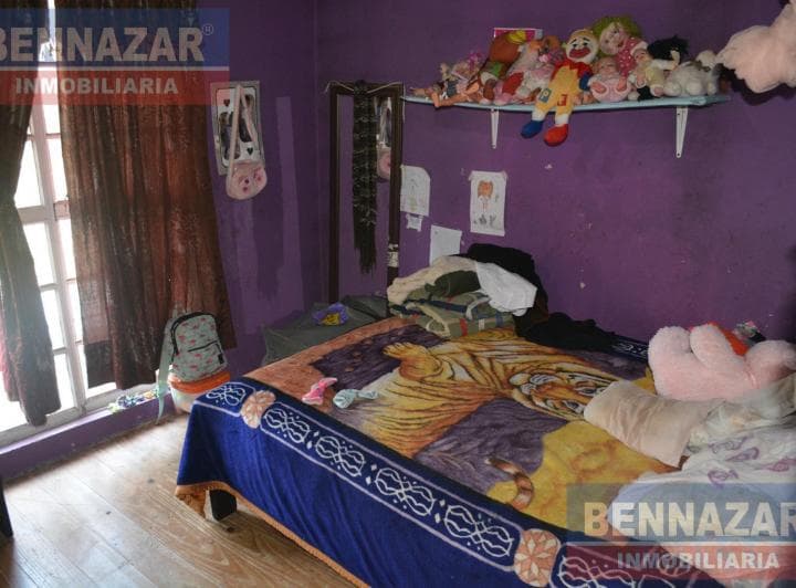 Venta de Casa + 3 Departamentos - San Pedro - 4