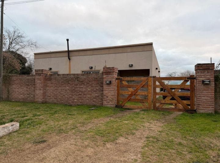 Venta Casa en Rawson Pcia. Bs As Casi a Estrenar - 4