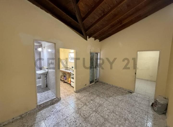 Departamento 2 Ambientes en Liniers con Balcón Francés - 4