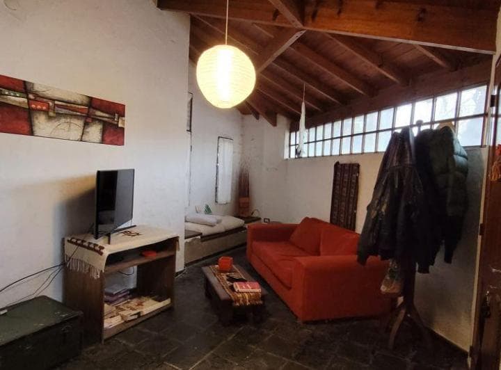 Interesante Chalet de Dos Plantas I Living Comedor con Chimenea I Cocina con Comedor Diario I 4 Dorm - 5