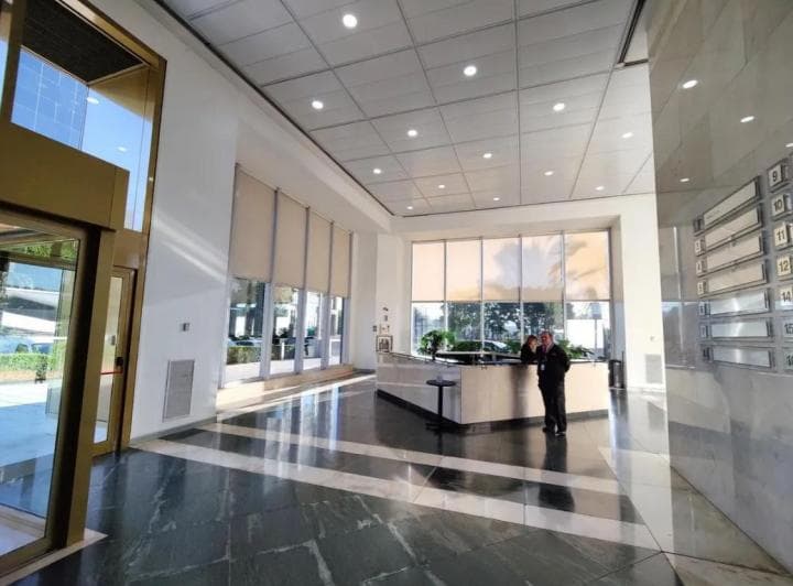 Oficina en Venta en Catalinas Plaza - 4